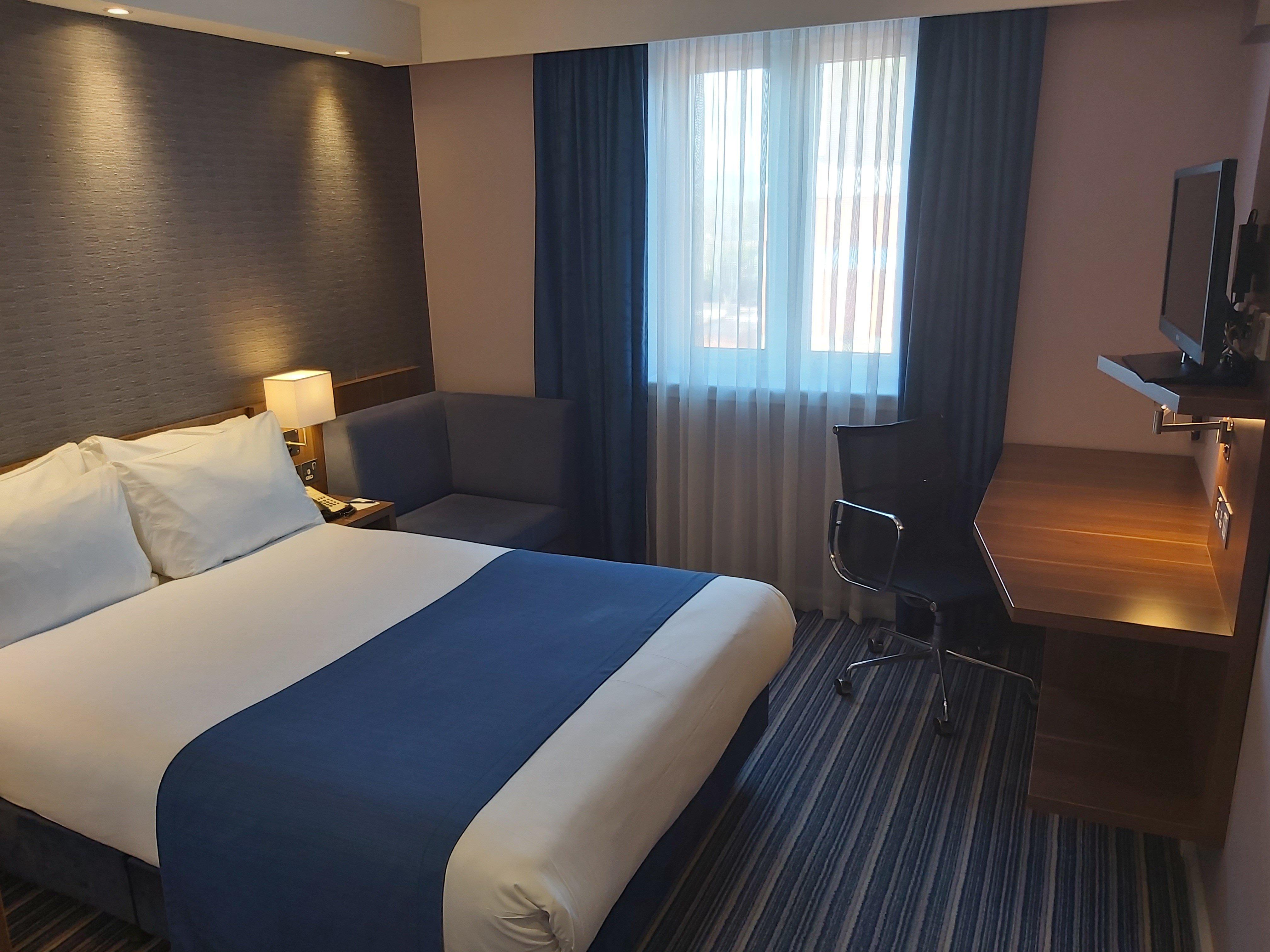 Holiday Inn Express Windsor, An Ihg Hotel Екстериор снимка